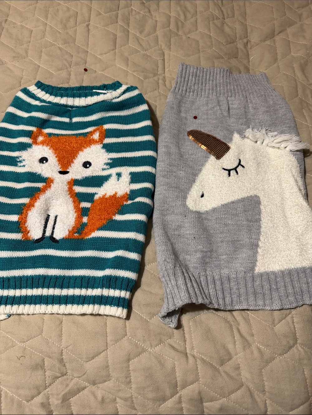 Doggy sweater set of two size small